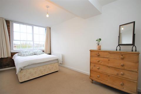 1 bedroom apartment to rent, Falcon Works Court, London E3