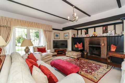 4 bedroom detached house for sale, Furzefield Road, Beaconsfield, Buckinghamshire, HP9