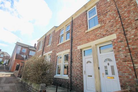 2 bedroom flat to rent, Maxwell Street, Saltwell, Gateshead