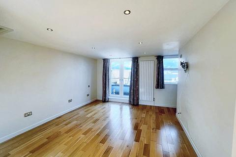 4 bedroom semi-detached house to rent, Southlands Road, Bromley BR2