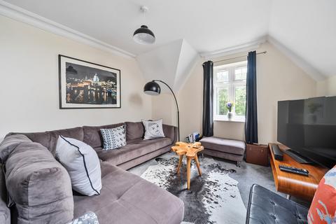 2 bedroom apartment for sale, Reigate Hill, Reigate, Surrey