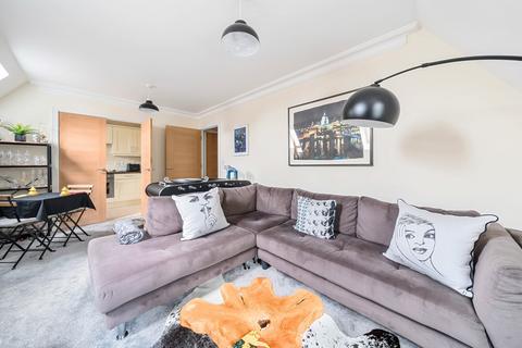 2 bedroom apartment for sale, Reigate Hill, Reigate, Surrey