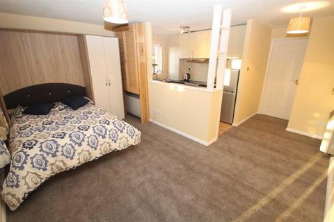 undefined, Pomander Crescent, Milton Keynes MK7