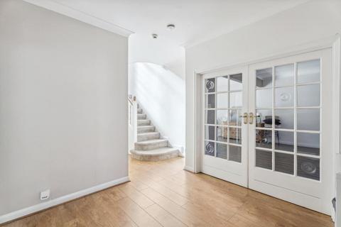 32 Beaufort Road, London, W5 3EA