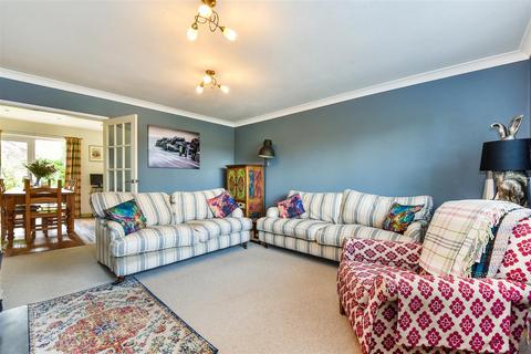 5 bedroom semi-detached house for sale, Anton Road, Andover