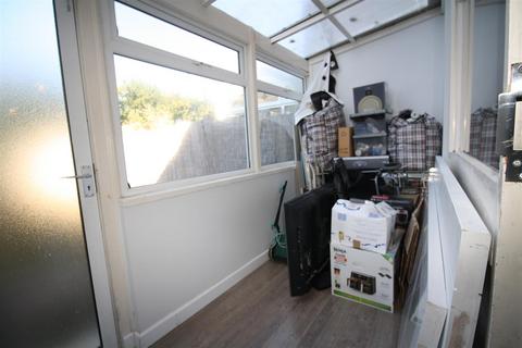 182 Hunter Drive, Bletchley, Milton Keynes, MK2 3NF