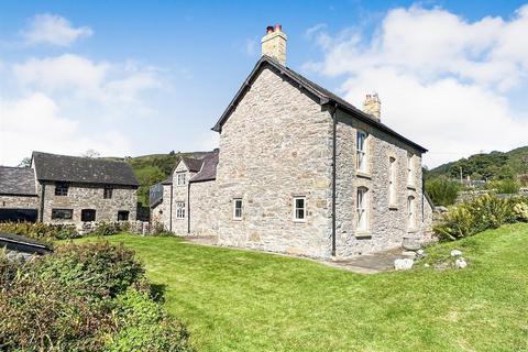 4 bedroom detached house to rent, Tregeiriog, Llangollen