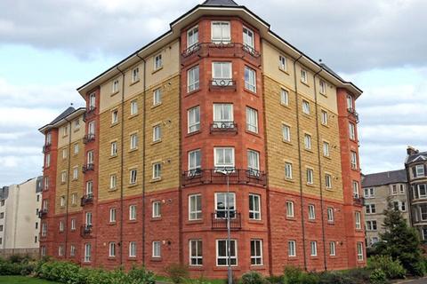 2 bedroom flat to rent, McDonald Road, Edinburgh, EH7