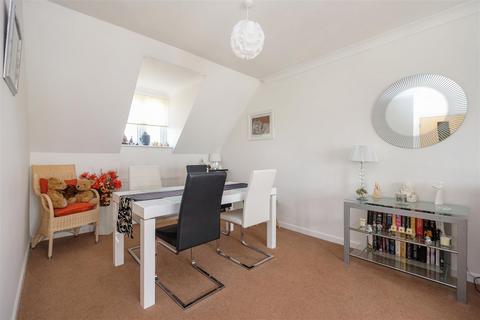 2 bedroom apartment for sale, Bluefield Mews, Whitstable