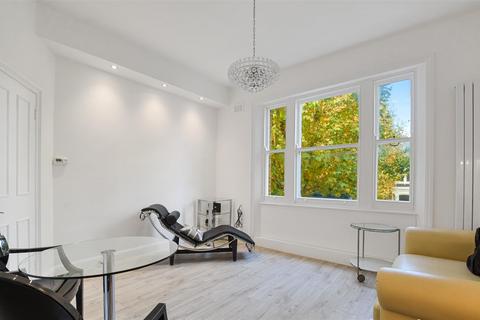 1 bedroom apartment for sale, Elgin Avenue, London W9