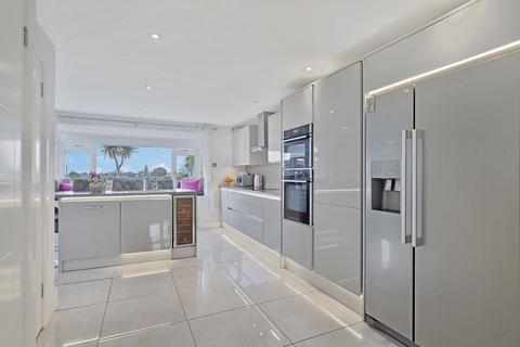 21 Elm Close, Epping Green, Epping, CM16 6PT