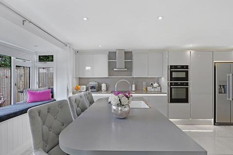21 Elm Close, Epping Green, Epping, CM16 6PT