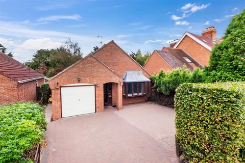 2 bedroom detached bungalow for sale, Village Street, Harvington, Evesham