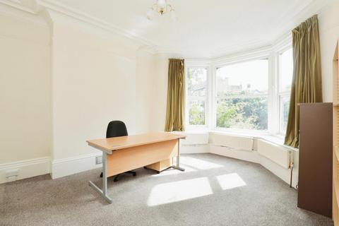 5 bedroom end of terrace house for sale, Stafford Road, Sheffield