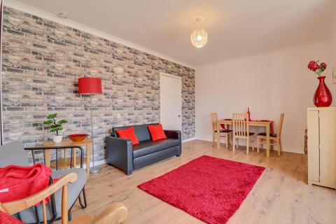 2 bedroom maisonette for sale, Sholing Road, Sholing