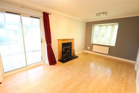 3 bedroom detached house for sale, Lynton Close, Farnham, Surrey, GU9