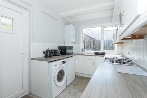 3 bedroom semi-detached house for sale, Broadwater Way, Worthing