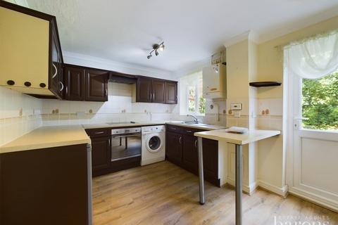 97 Ellington Drive, Basingstoke, RG22 4EZ