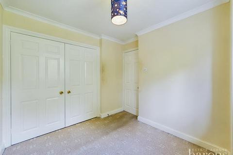 97 Ellington Drive, Basingstoke, RG22 4EZ
