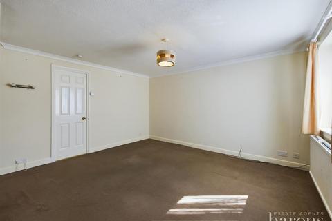 97 Ellington Drive, Basingstoke, RG22 4EZ