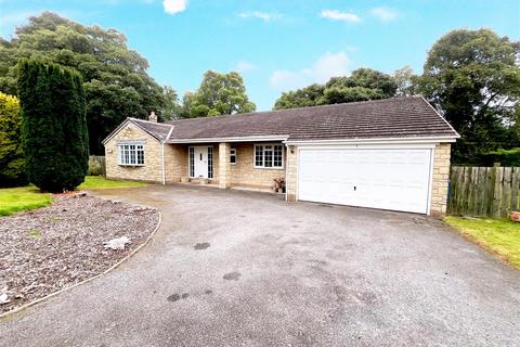 3 bedroom detached bungalow to rent, Briarlea, Hepscott, Morpeth