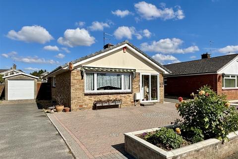 3 bedroom detached bungalow for sale, Franklyn Close, Poole BH16