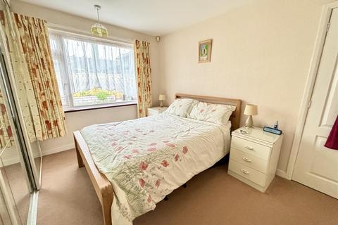 8 Franklyn Close, Poole, BH16 5PF