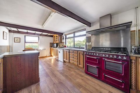 5 bedroom cottage for sale, Llansantffraed, Brecon, Powys.