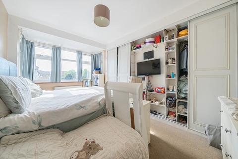 198 Hamilton Avenue, Cheam, Sutton, SM3 9DT