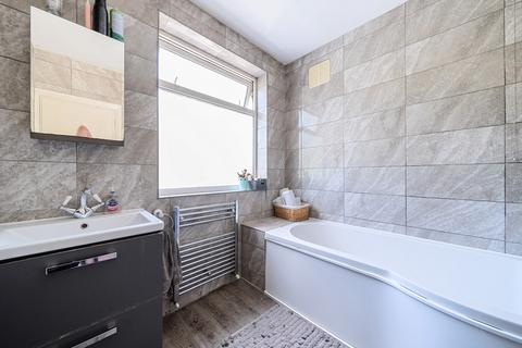 198 Hamilton Avenue, Cheam, Sutton, SM3 9DT