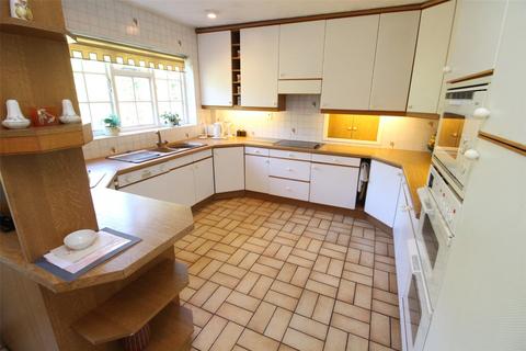 3 bedroom bungalow for sale, Jennings Way, Hertfordshire EN5