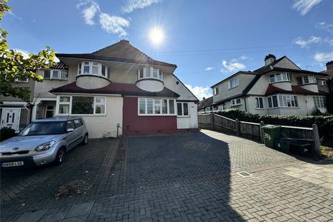 3 bedroom end of terrace house to rent, Ridgeway Drive, Bromley, BR1