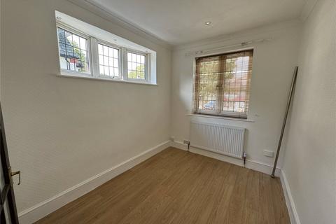 3 bedroom end of terrace house to rent, Ridgeway Drive, Bromley, BR1