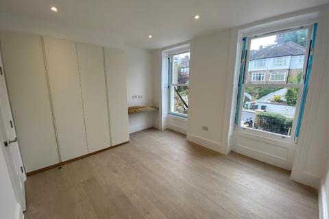 3 bedroom apartment to rent, Honor Oak Road, Forest Hill, London, SE23