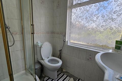 4 George Street, Hounslow, TW3 4NB