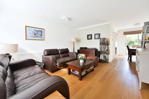 3 bedroom end of terrace house for sale, Dumbleton Close, Kingston, Kingston upon Thames, KT1