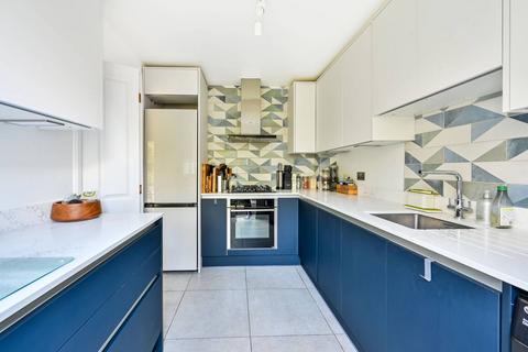 13 Dumbleton Close, Kingston Upon Thames, KT1 3ST