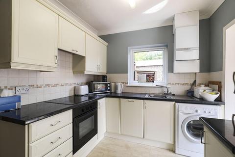 2 bedroom semi-detached bungalow for sale, Hill Top Grove, Harrogate HG1 3BP