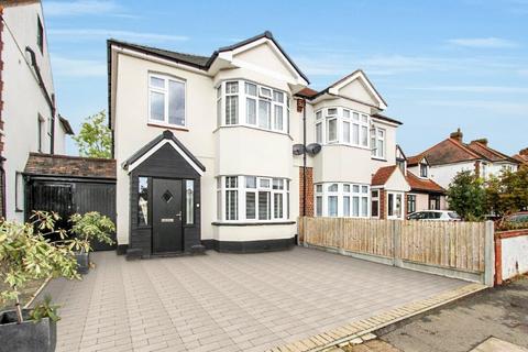 3 bedroom semi-detached house for sale, Flemming Crescent, Leigh-on-Sea, SS9