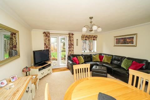 3 bedroom terraced house for sale, Cooper Drive, Leighton Buzzard