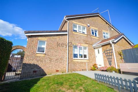 2 bedroom end of terrace house for sale, Stainmore Avenue, Sothall, Sheffield, S20