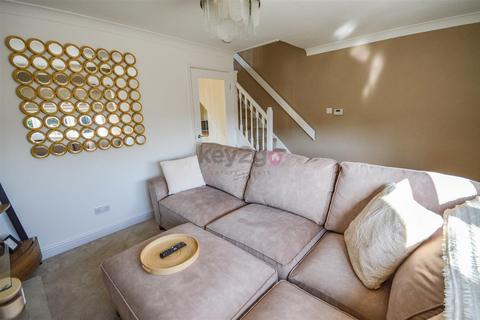 2 bedroom end of terrace house for sale, Stainmore Avenue, Sothall, Sheffield, S20