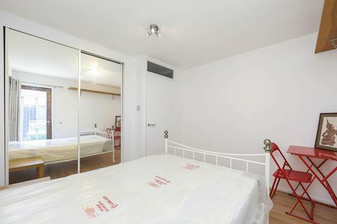 2 bedroom flat to rent, Cartwright Street, Tower Hill, London, E1