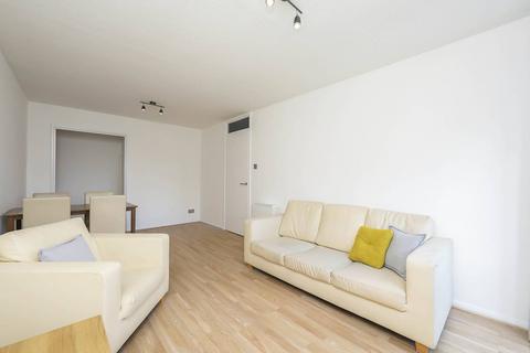 2 bedroom flat to rent, Cartwright Street, Tower Hill, London, E1