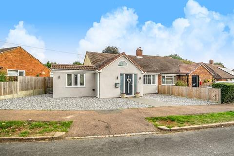 2 bedroom bungalow for sale, Tudor Close, Bromham, Bedford