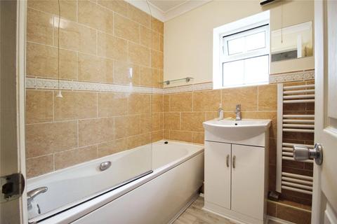 2 bedroom flat for sale, Stocker Road, West Sussex PO21