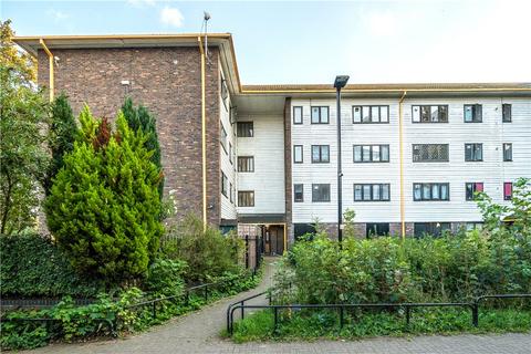 2 bedroom maisonette for sale, Summerwood Road, Isleworth, TW7