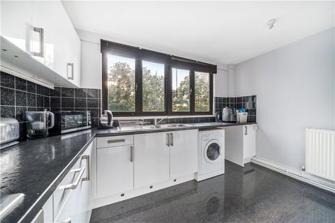 2 bedroom maisonette for sale, Summerwood Road, Isleworth, TW7