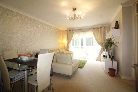 1 bedroom apartment for sale, Grange Gardens, London N14