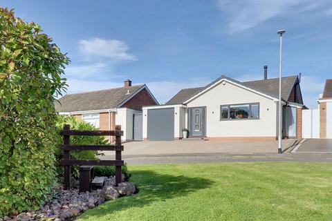 3 bedroom detached bungalow for sale, Glenwood Rise, Walsall WS9